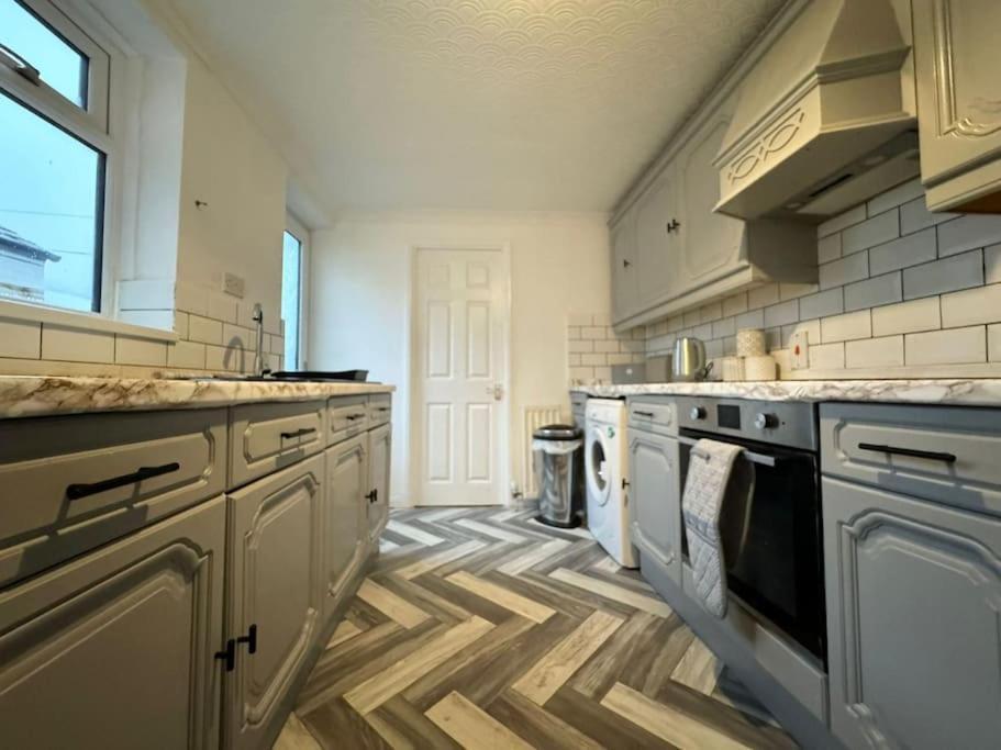 Вилла Sea View Retreat Lingdale Экстерьер фото